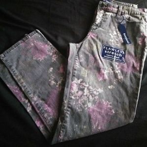 Brand New with Tags (Women's size 10) Straight Leg